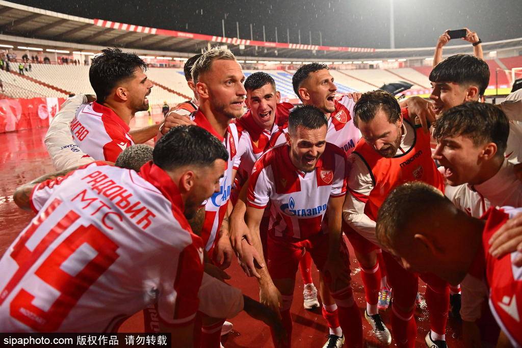 费内巴切欧冠资格赛大名单揭秘:新援阿奇-布朗与塞梅多能否助球队逆袭?