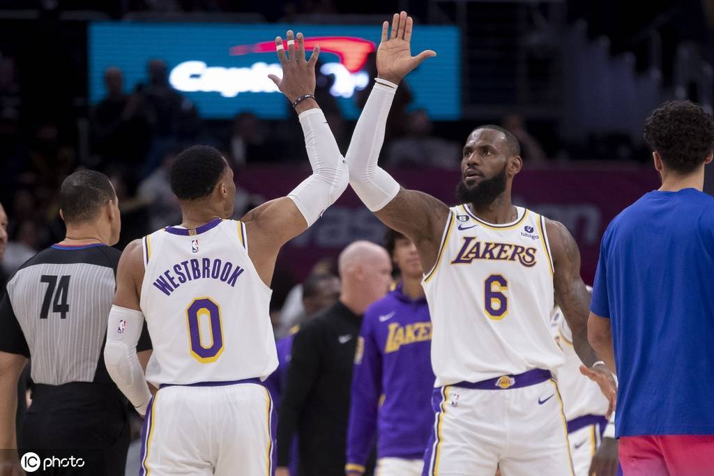 丹尼-格林:威少找不到下家 不是詹姆斯的错